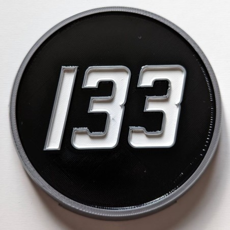 Ecusson MF 133 latéral - Emblème latéral MF133